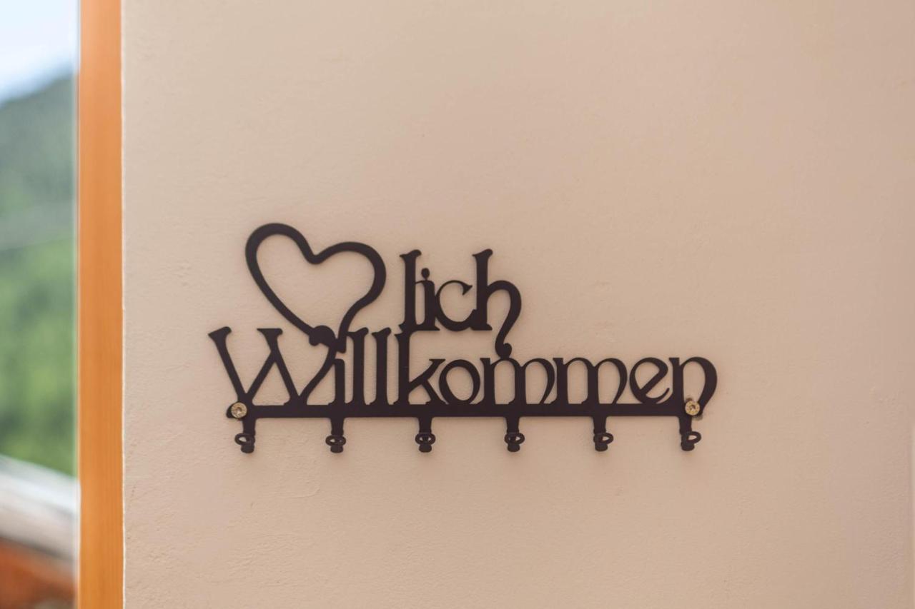 Ferienwohnung Haus Fliri Melago Bagian luar foto