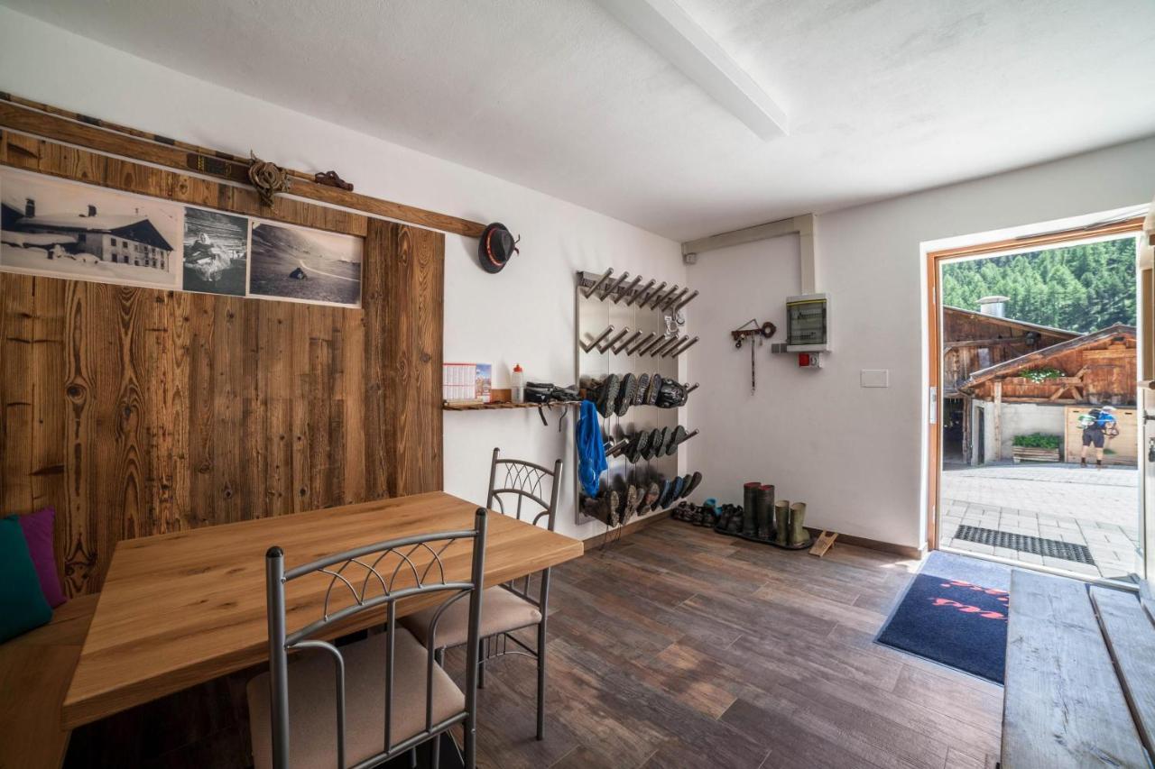 Ferienwohnung Haus Fliri Melago Bagian luar foto